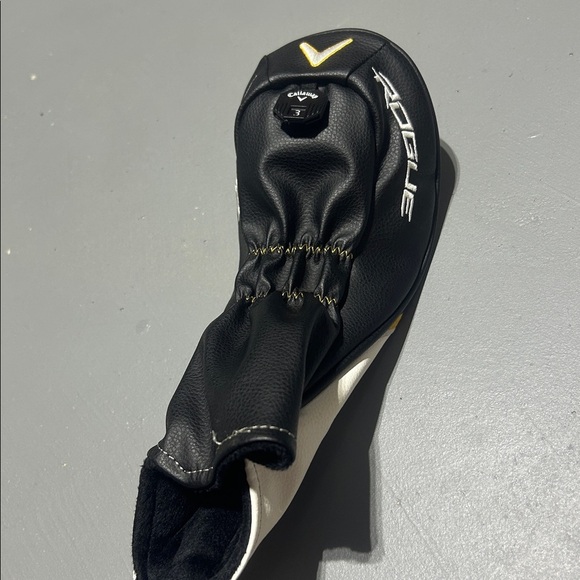Callaway Rogue 3 Wood Golf Club Head Cover - Picture 6 of 10